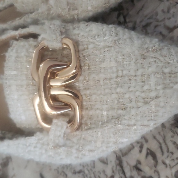 Steve Madden slip on flats - Picture 5 of 7